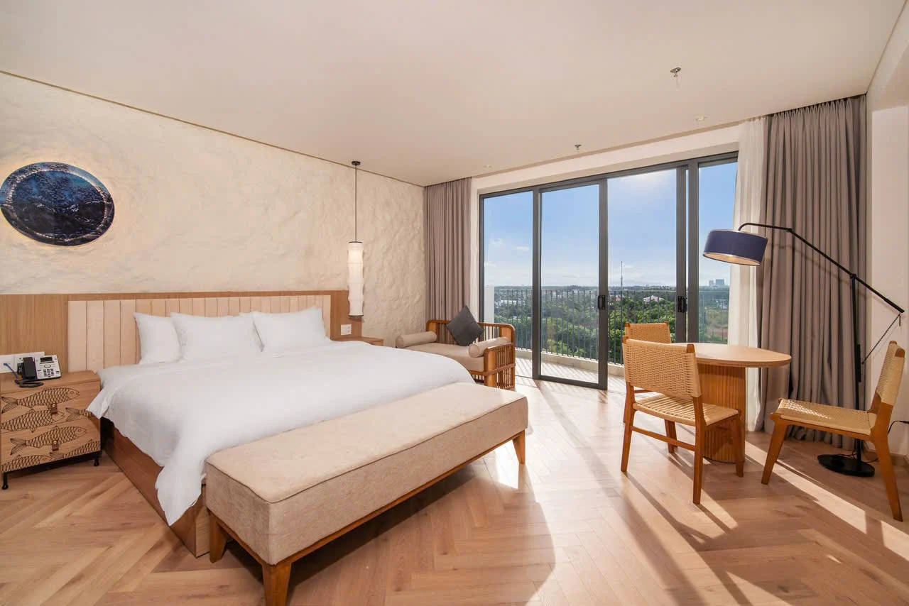 Wyndhoian Deluxe King Room